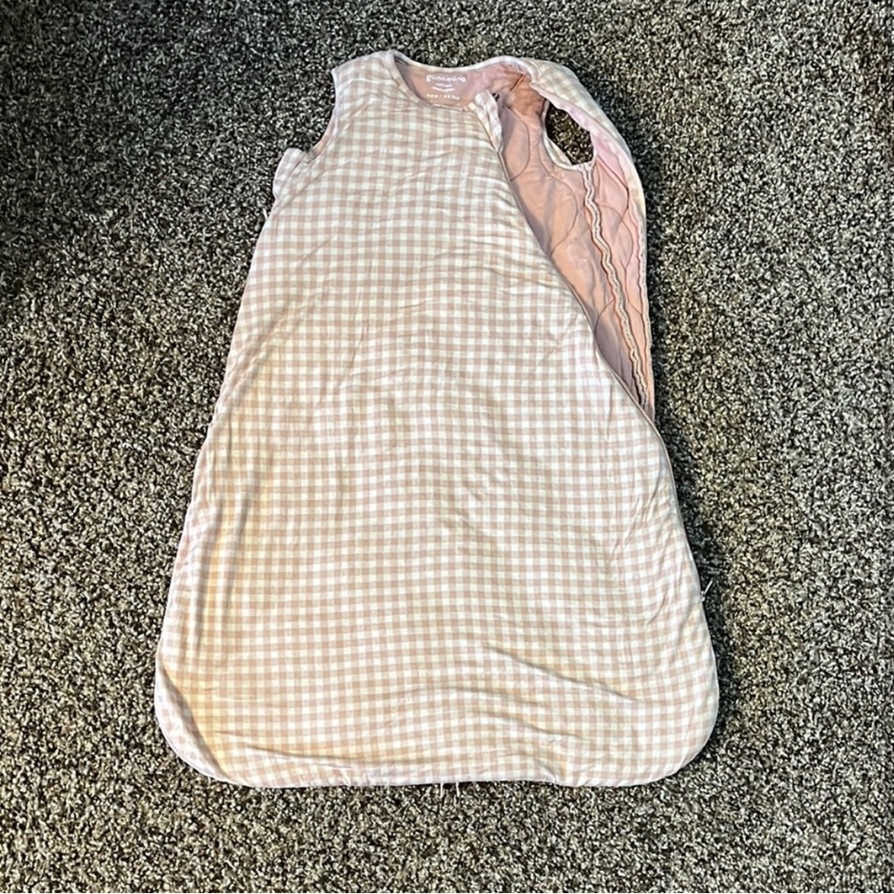 Gunamuna Pink Sleep Sack with Checkered Pattern and Zipper Closure